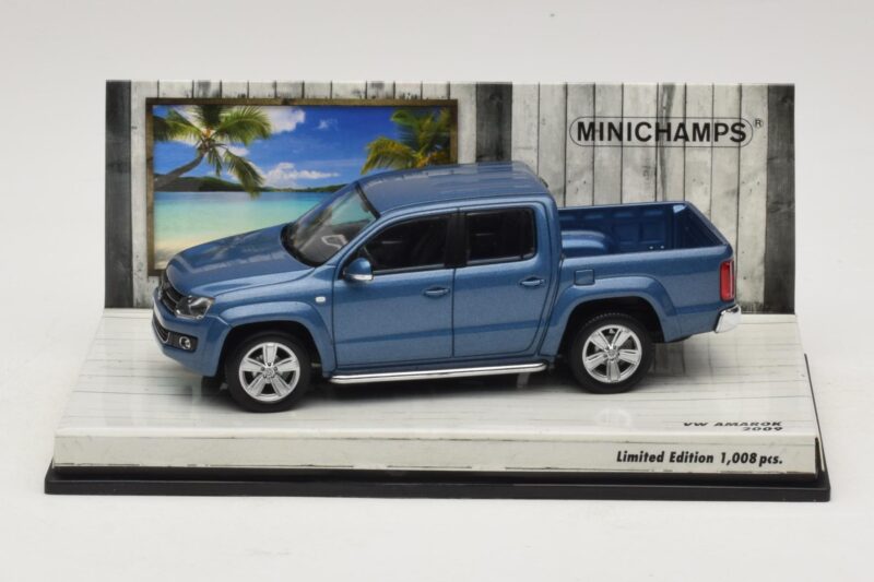 Volkswagen Amarok Blauw Metallic Minichamps 1:43 436058362 Metaal