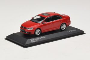 Volkswagen Jetta Mk6 Rood Minichamps 1:43 400059001 Metaal — afbeelding 2 van 4