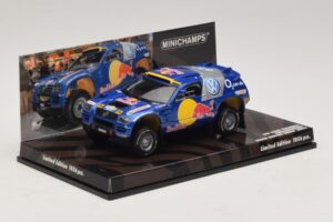 Volkswagen Race Touareg Red Bull Presentation Essen Motor Show 2004 Minichamps 1:43 436045300 Metaal — afbeelding 2 van 5