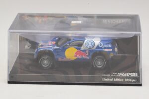 Volkswagen Race Touareg Red Bull Presentation Essen Motor Show 2004 Minichamps 1:43 436045300 Metaal — afbeelding 4 van 5