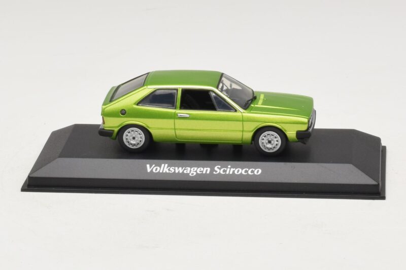 Volkswagen Scirocco Mk1 Groen Metallic Maxichamps 1:43 940050420 Metaal