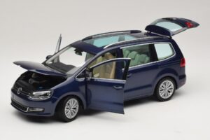 Volkswagen Sharan Blue Metallic Minichamps 1:18 110051000 Metaal — afbeelding 2 van 8