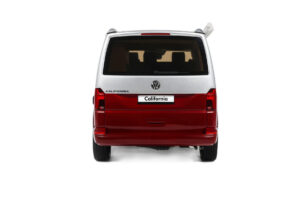 Volkswagen T6.1 California Ocean Tornado Red / Reflex Silver Otto 1:18 OT1342 Hars — afbeelding 5 van 5