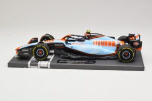 Williams Racing FW45 #2 L. Sargeant Singapore GP 2023 Minichamps 1:18 117231602 Metaal — afbeelding 3 van 7