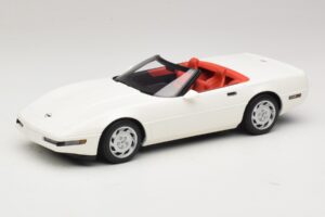 Chevrolet Corvette C4 Cabriolet Arctic White GT Spirit 1:18 GT580 Hars