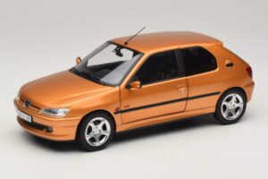 Peugeot 306 S16 Blaze Yellow Norev 1:18 Peugeot 306 S16 Blaze Yellow Norev 1:18 184940 Metaal