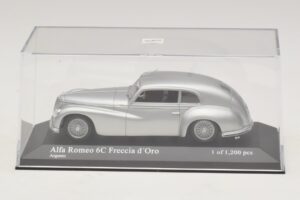 Alfa Romeo 6C 2500 Freccia d'Oro Zilver Minichamps 1:43 400120480 Metaal — afbeelding 4 van 5