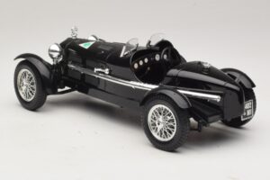 Alfa Romeo 8C Monza Zwart Bburago 1:18 3014-P1 Metaal — afbeelding 5 van 6