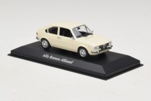 Alfa Romeo Alfasud Wit Maxichamps 1:43 940120101 Metaal — afbeelding 3 van 5