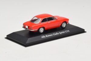 Alfa Romeo Giulia Sprint GTA Rood Maxichamps 1:43 940120440 Metaal — afbeelding 2 van 5