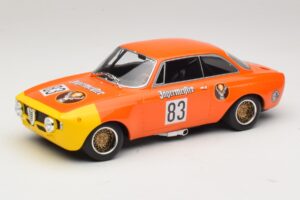 Alfa Romeo GTA 1300 Junior #83 Jagermeister R. Maschke DRM 1972 Minichamps 1:18 155721283 Metaal