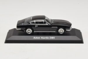 Aston Martin DBS Zwart Maxichamps 1:43 940137601 Metaal