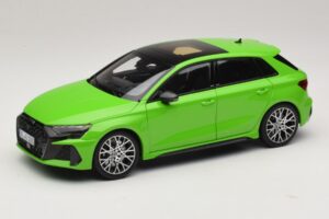 Audi RS3 8Y Sportback Kyalami Green Norev 1:18 Audi RS3 8Y Sportback Kyalami Green Norev 1:18 188390 Metaal
