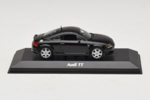 Audi TT 8N Zwart Maxichamps 1:43 940017221 Metaal