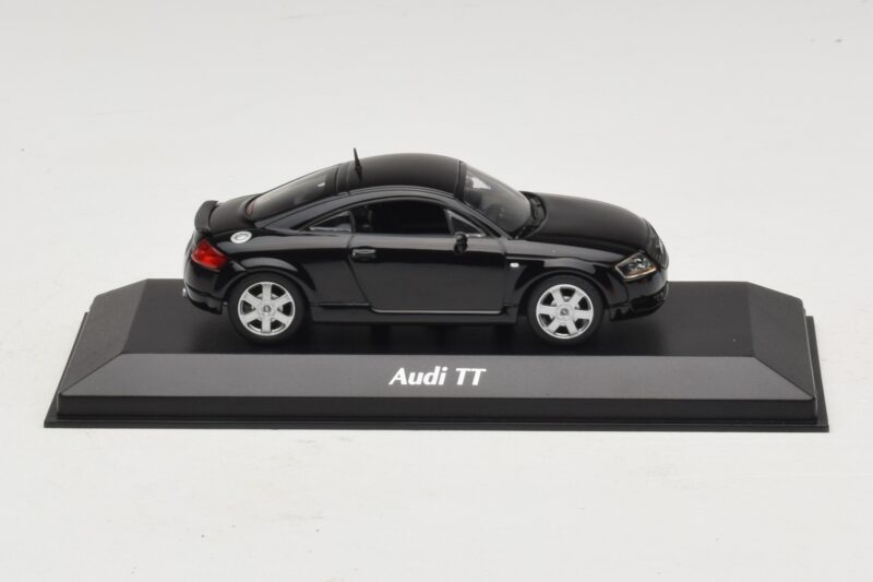 Audi TT 8N Zwart Maxichamps 1:43 940017221 Metaal