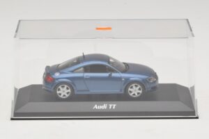 Audi TT 8N Blauw Metallic Maxichamps 1:43 940017220 Metaal — afbeelding 4 van 5