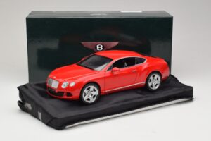 Bentley Continental GT Oranje Minichamps 1:18 100139922-P1 Metaal — afbeelding 8 van 8