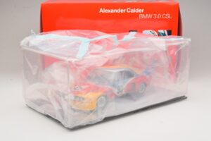 BMW 3.0 CSL Art Car Alexander Calder #51 H. Poulain / S. Posey / J. Guichet 24 Hours of Le Mans 1975 Minichamps 1:18 80430150 — afbeelding 6 van 7