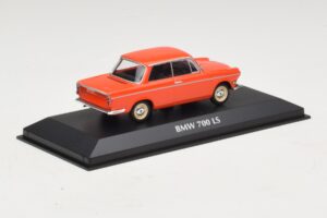 BMW 700 LS Rood Maxichamps 1:43 940023701 Metaal — afbeelding 2 van 5