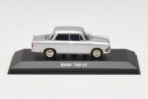 BMW 700 LS Zilver Maxichamps 1:43 940023700 Metaal