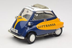 BMW Isetta 250 Lufthansa Revell 1:18 08926 Metaal
