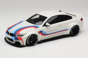 BMW M4 F82 Liberty Walk Vervangende Doos GT Spirit 1:18 GT067-R1 Hars