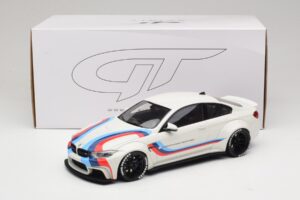 BMW M4 F82 Liberty Walk Vervangende Doos GT Spirit 1:18 GT067-R1 Hars — afbeelding 6 van 6