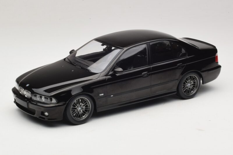 BMW M5 E39 Zwart KK-Scale 1:18 KKDC181623 Metaal