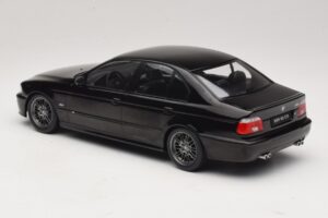 BMW M5 E39 Zwart KK-Scale 1:18 KKDC181623 Metaal — afbeelding 5 van 6
