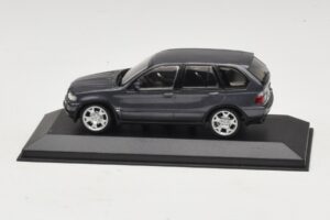 BMW X5 E53 4.4i Grijs Metallic Vervangende Doos Minichamps 1:43 80420393166-R1 Metaal