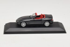 BMW Z1 Donkergroen Met Rood Interieur Minichamps 1:43 BMW021 Metaal