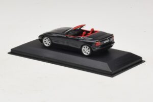 BMW Z1 Donkergroen Met Rood Interieur Minichamps 1:43 BMW021 Metaal — afbeelding 3 van 5