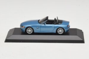 BMW Z4 E85 Lichtblauw Metallic Vervangende Doos Minichamps 1:43 80420144054-R1 Metaal