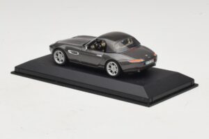 BMW Z8 E52 Hardtop Grijs Minichamps 1:43 BMW022 Metaal — afbeelding 3 van 5