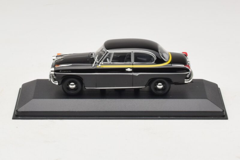 Borgward Isabella Taxi Zwart Minichamps 1:43 400096095 Metaal