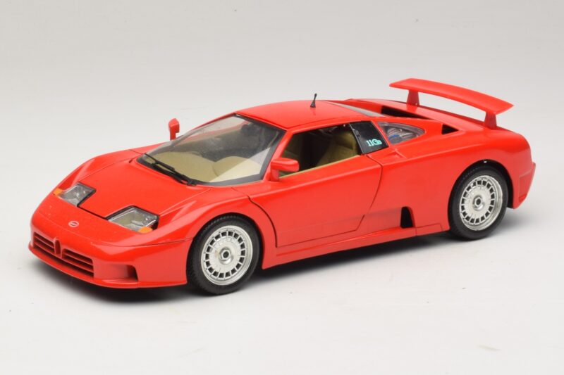 Bugatti EB110 Rood Bburago 1:18 3055-P1 Metaal