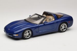Chevrolet Corvette C5 Commemorative Edition Blauw AUTOart 1:18 71157 Metaal — afbeelding 3 van 9