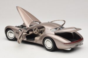 Chrysler Atlantic Beige Guiloy 1:18 68570 Metaal — afbeelding 5 van 8