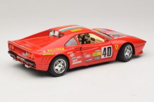 Ferrari 288 GTO #40 Rood Bburago 1:18 3027-P4 Metaal — afbeelding 3 van 8