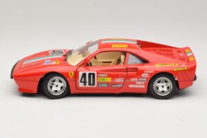 Ferrari 288 GTO #40 Rood Bburago 1:18 3027-P4 Metaal — afbeelding 4 van 8