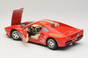 Ferrari 288 GTO #40 Rood Bburago 1:18 3027-P4 Metaal — afbeelding 5 van 8