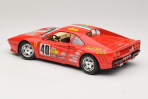 Ferrari 288 GTO #40 Rood Bburago 1:18 3027-P4 Metaal — afbeelding 7 van 8