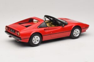 Ferrari 308 GTS Rood MCG 1:18 MCG18171 Metaal — afbeelding 2 van 6