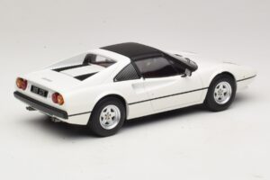 Ferrari 308 GTS Wit MCG 1:18 MCG18664 Metaal — afbeelding 2 van 6