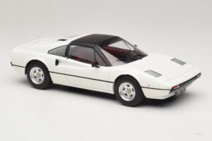 Ferrari 308 GTS Wit MCG 1:18 MCG18664 Metaal — afbeelding 4 van 6