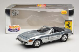 Ferrari 365 GTS Chrome Silver Hot Wheels 1:18 25738 Metaal — afbeelding 8 van 8