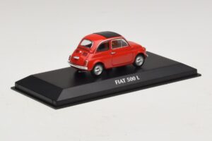 Fiat 500 L Rood Maxichamps 1:43 940121600 Metaal — afbeelding 2 van 5