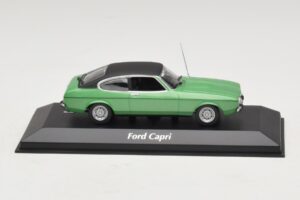 Ford Capri II Groen Metallic Maxichamps 1:43 Ford Capri II Groen Metallic Maxichamps 1:43 940081200 Metaal
