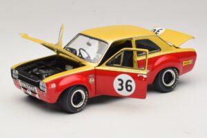 Ford Escort Mk1 TC #36 F. Gardner / D. Glemser Grand Prix der Tourenwagen 1968 Minichamps 1:18 100688136 Metaal — afbeelding 2 van 8