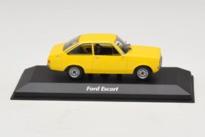 Ford Escort Mk2 Geel Maxichamps 1:43 Ford Escort Mk2 Geel Maxichamps 1:43 940084100 Metaal
